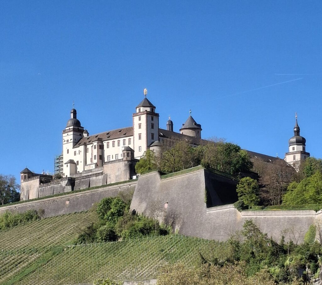 e Dreitagesfahrt der SBi nach Würzburg/Umgebung (24.-26. April 2026